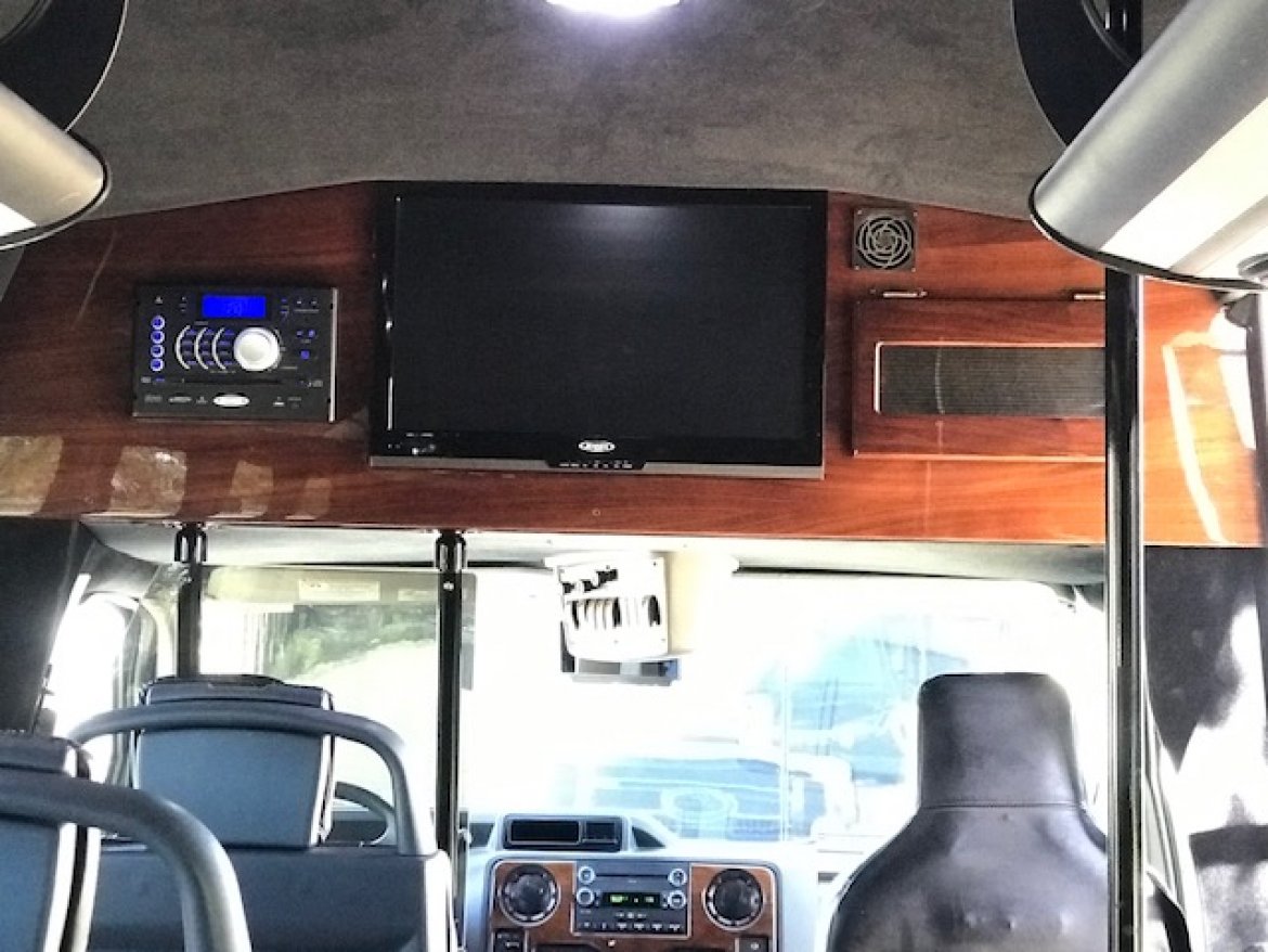 Executive Shuttle for Sale in Riverside, CA - Photo 21