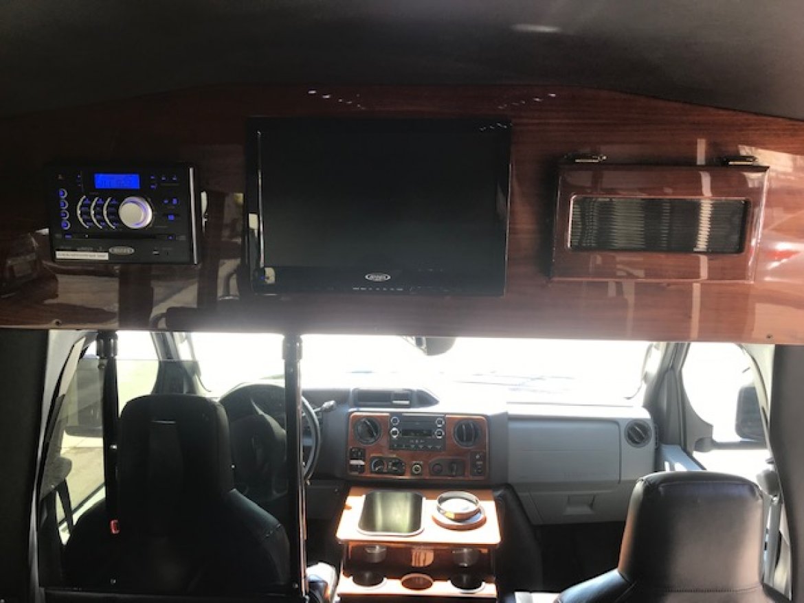 Executive Shuttle for Sale in Riverside, CA - Photo 10