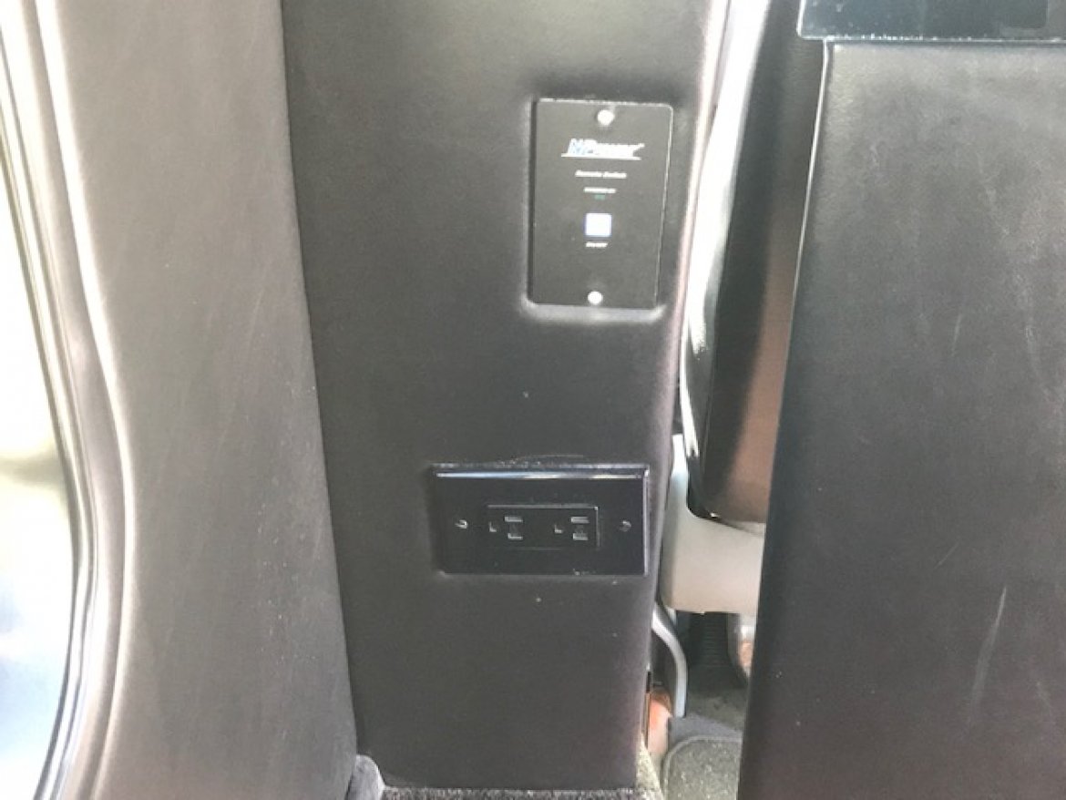 Executive Shuttle for Sale in Riverside, CA - Photo 16