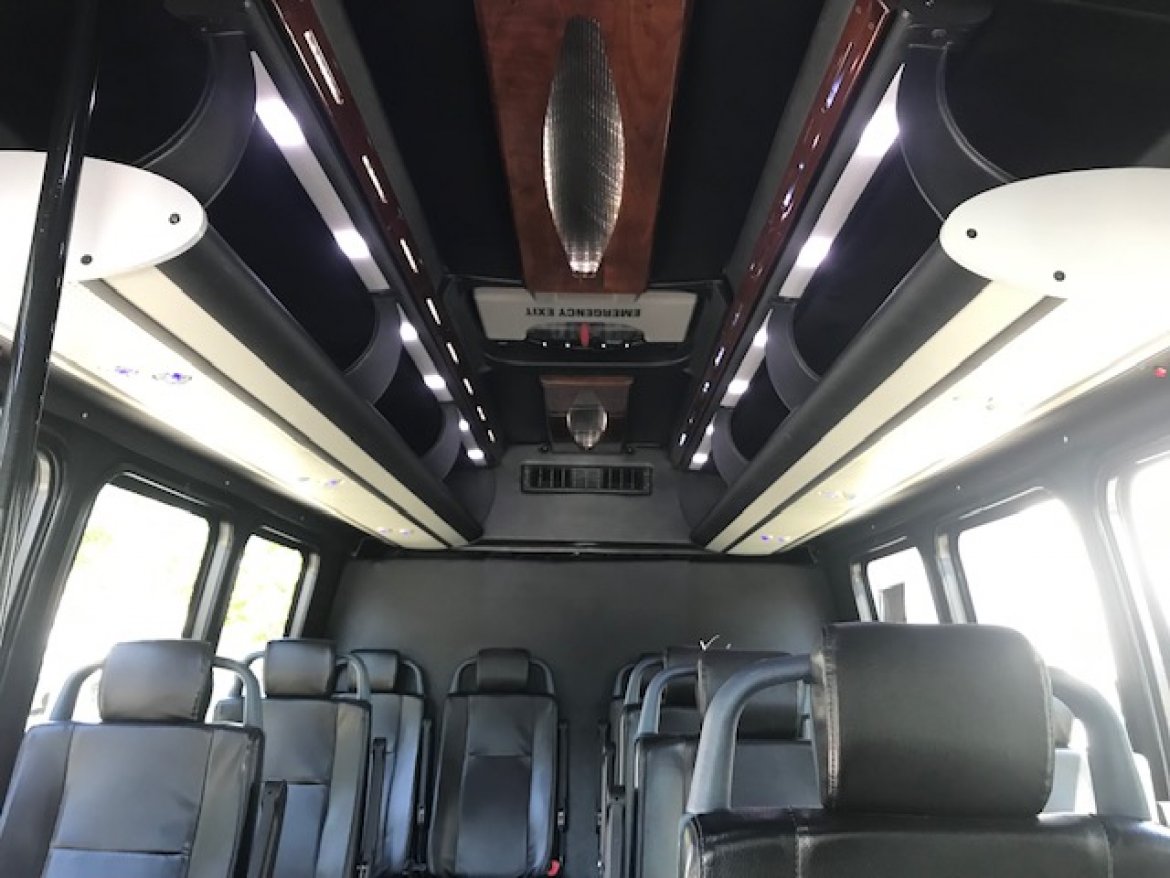 Executive Shuttle for Sale in Riverside, CA - Photo 25
