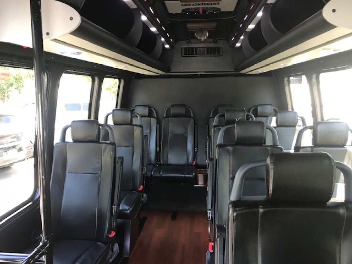 Executive Shuttle for Sale in Riverside, CA - Photo 26