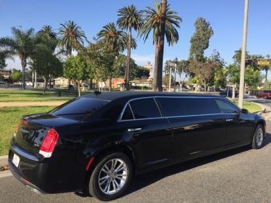 2015 Chrysler 300 Limousine for Sale in Los Angeles, California, US - Photo 3