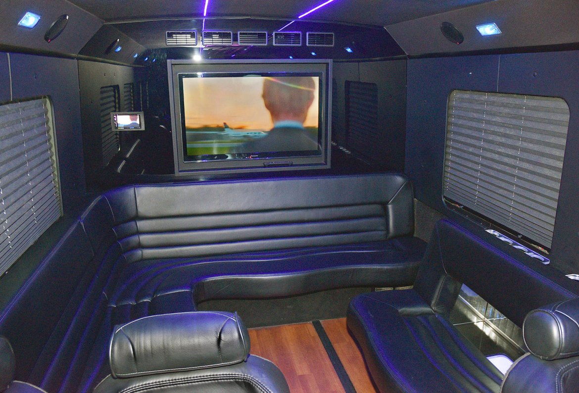 Limo Bus for Sale in Fontana, CA - Photo 14