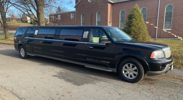 2004 Lincoln Navigator SUV Stretch for Sale in Leesport, PA - Main Photo