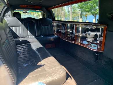 2006 Lincoln Town Car Limousine for Sale in Leesport, Pennsylvania, US - Photo 3