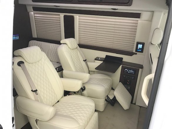 2019 Mercedes-Benz 144" - 2500 Sprinter for Sale in oaklyn, NJ - Photo 3