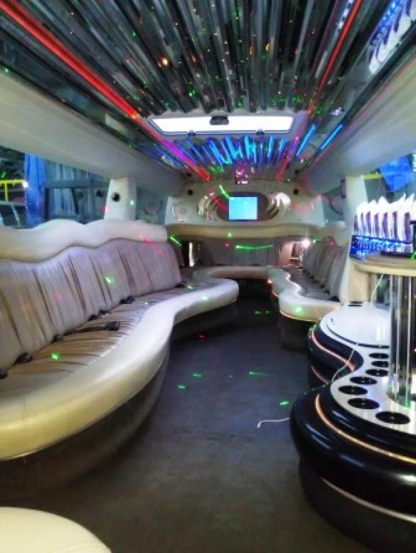 2006 Hummer H2 SUV Stretch for Sale in Los Angeles, CA - Photo 2
