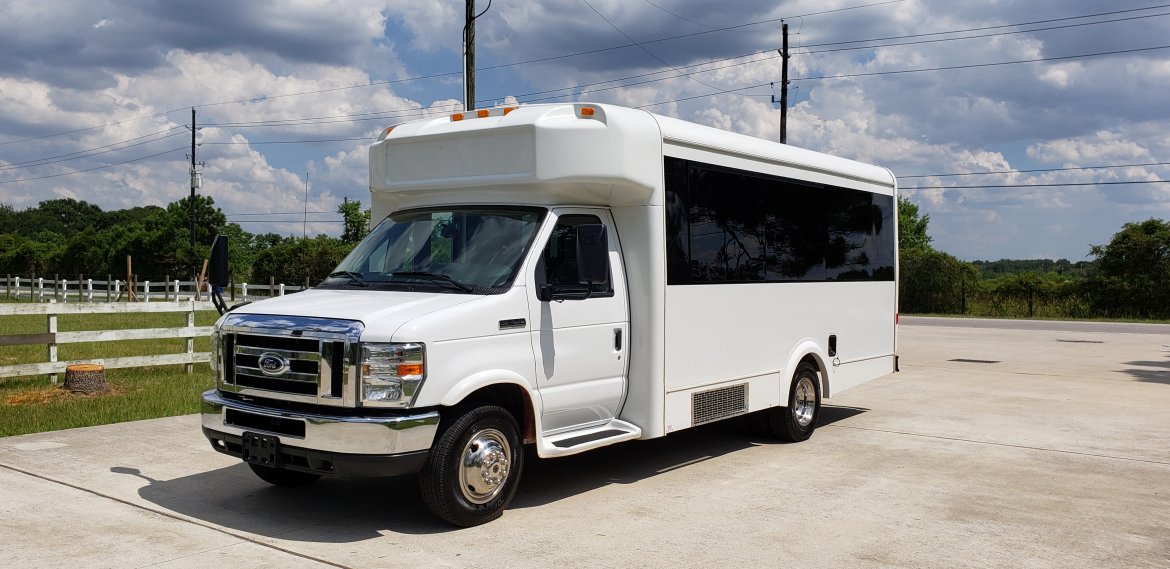 Limo Bus for Sale in Houston, TX - Photo 3