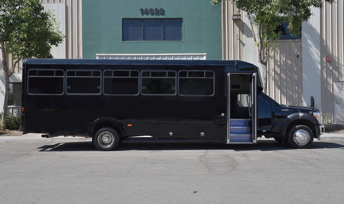 Limo Bus for Sale in Fontana, CA - Photo 6