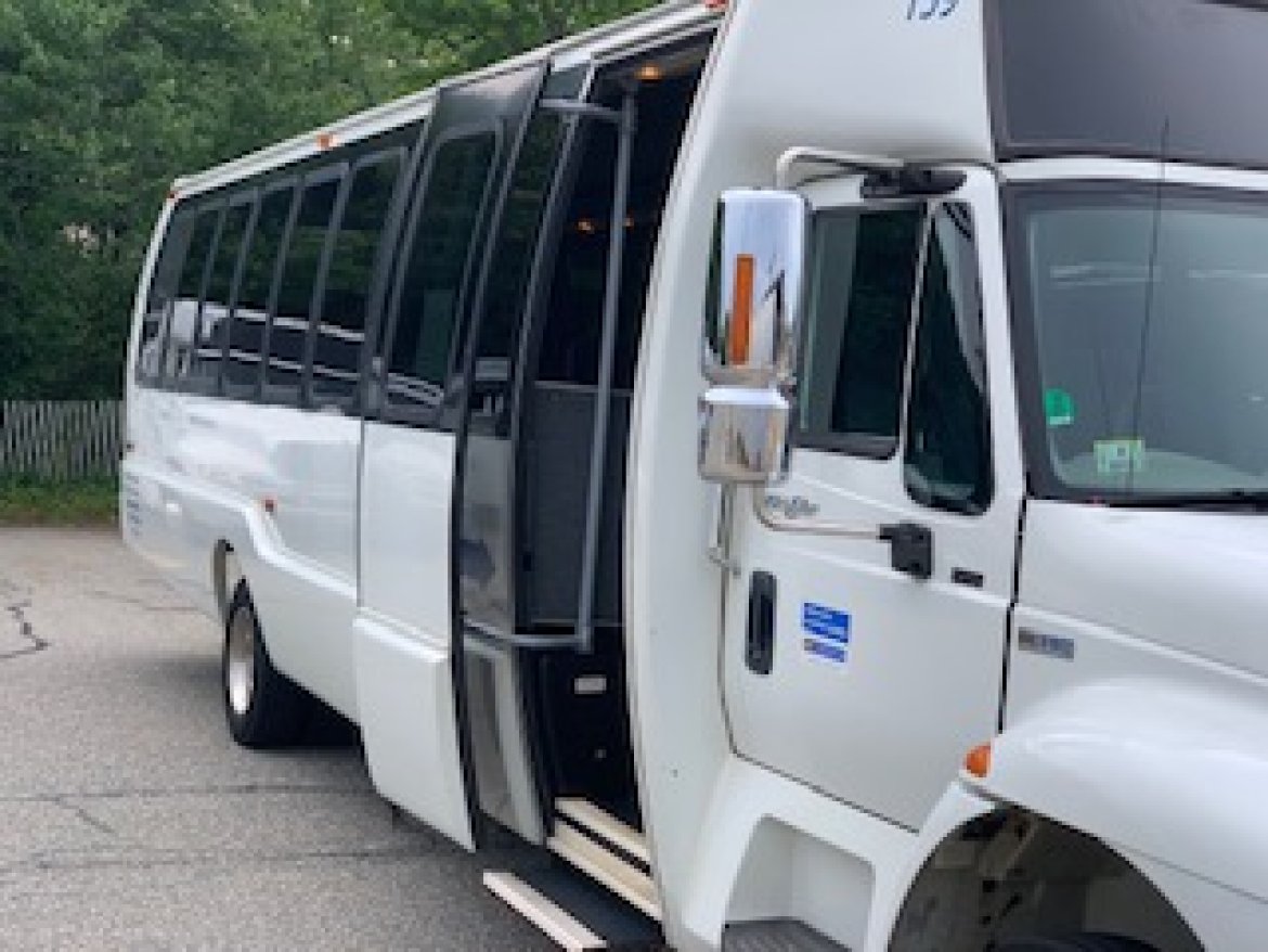 Shuttle Bus for sale: 2012 International DT466 35" by Krystal Koach