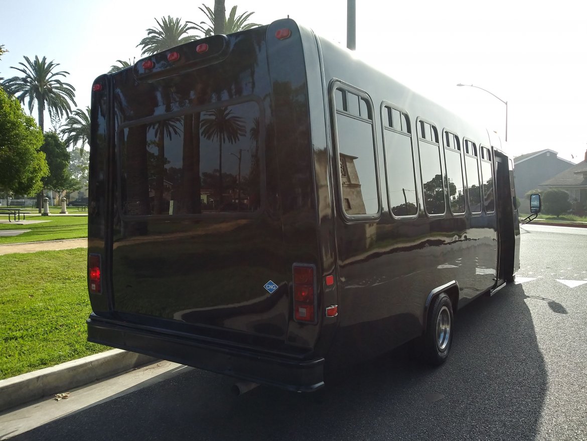 Limo Bus for Sale in Los Angeles, CA - Photo 20