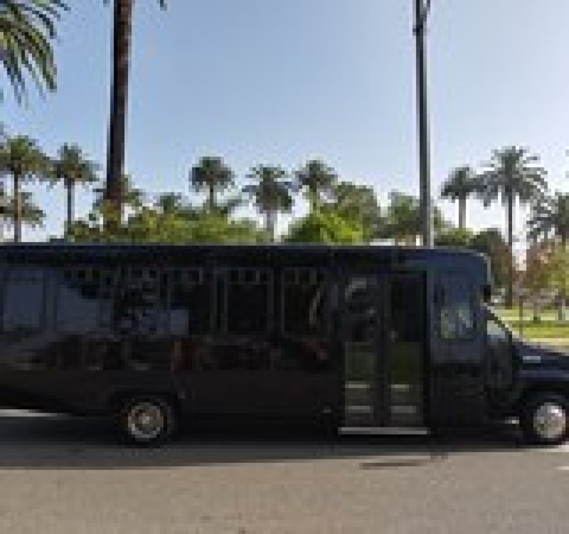 Limo Bus for Sale in Los Angeles, CA - Photo 19