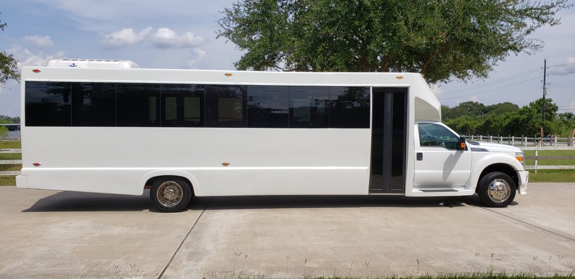 Limo Bus for Sale in Houston, TX - Photo 3