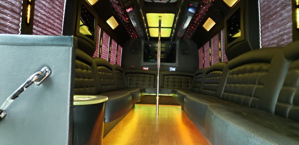 Limo Bus for Sale in Houston, TX - Photo 12