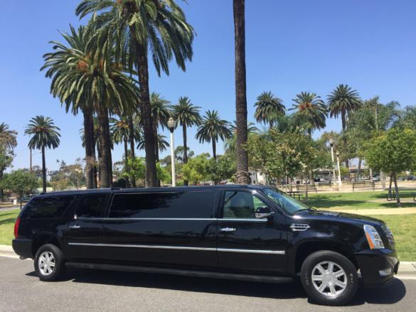 2007 Cadillac Escalade Limousine for Sale in Los Angeles, CA - Photo 2