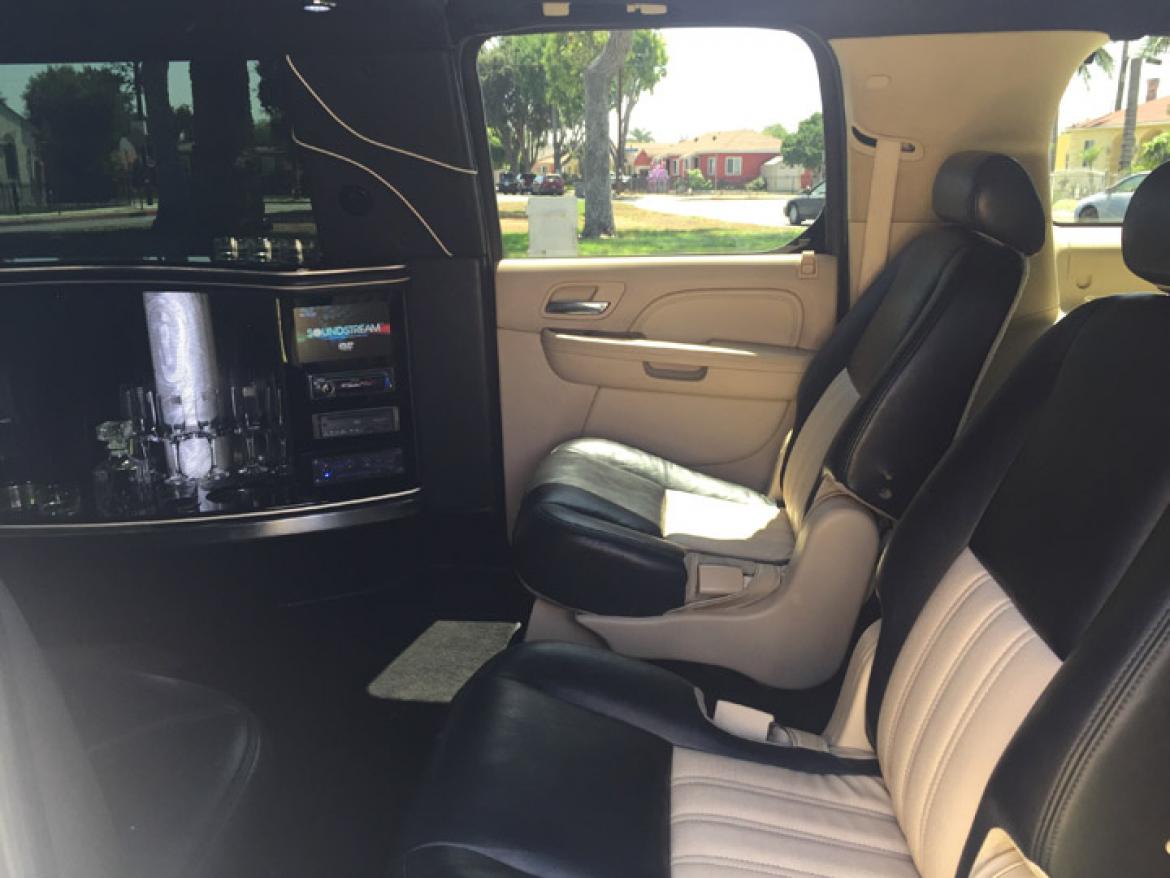 Photo of Limousine for sale: 2007 Cadillac Escalade by Pinnacle