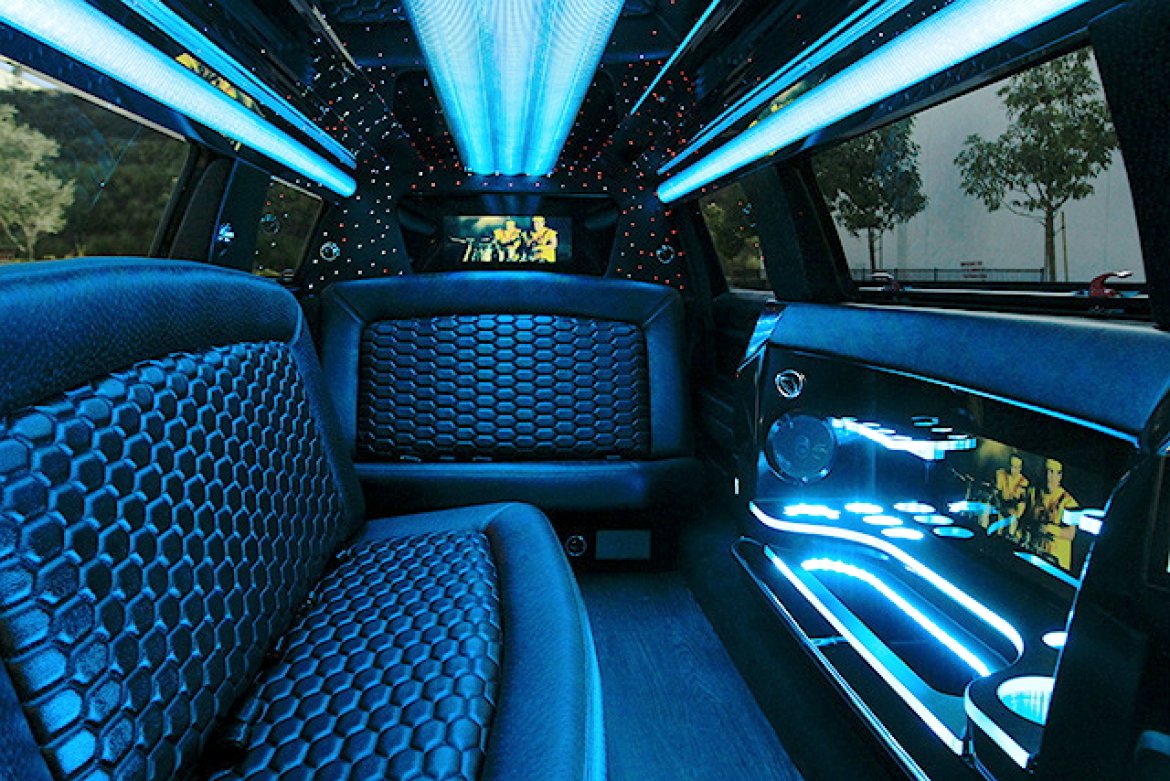 Limousine for Sale in oaklyn, NJ - Photo 13
