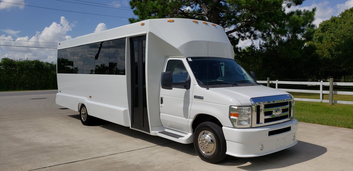 Limo Bus for sale: 2014 Ford E450 by Tiffany