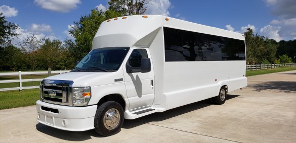 2014 Ford E450 Limo Bus for Sale in Houston, TX - Photo 3