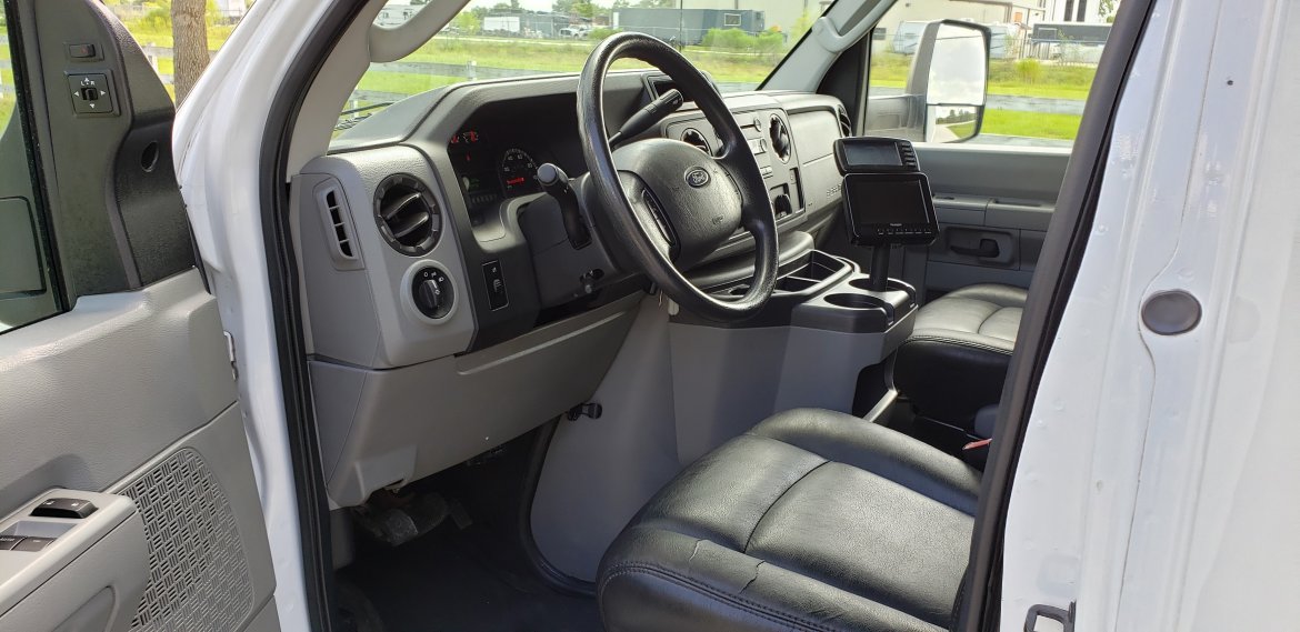 Limo Bus for Sale in Houston, TX - Photo 11