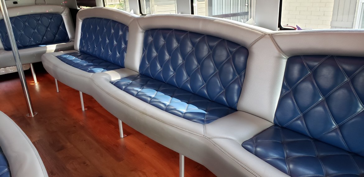 Limo Bus for Sale in Houston, TX - Photo 17