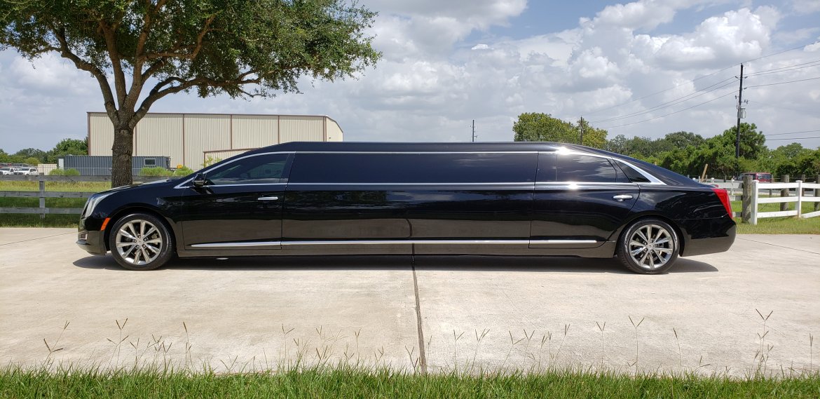 Limousine for Sale in Houston, TX - Photo 4
