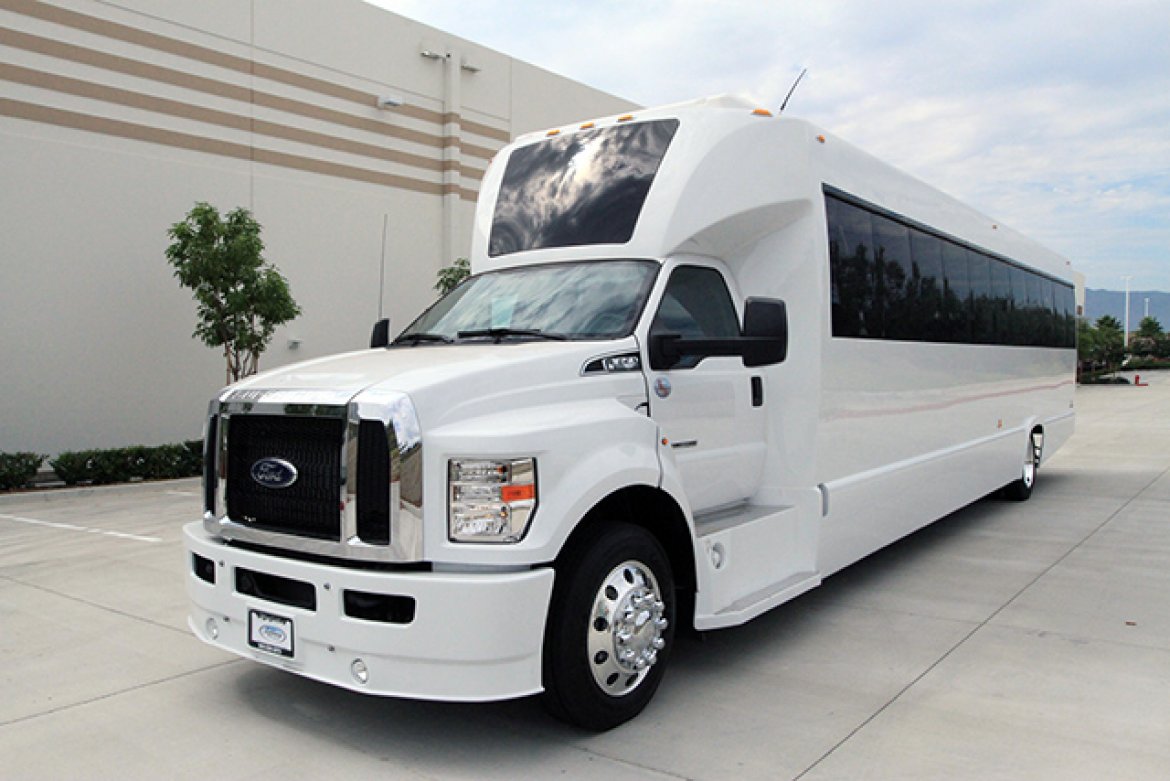 Shuttle Bus for Sale in oaklyn, NJ - Photo 2