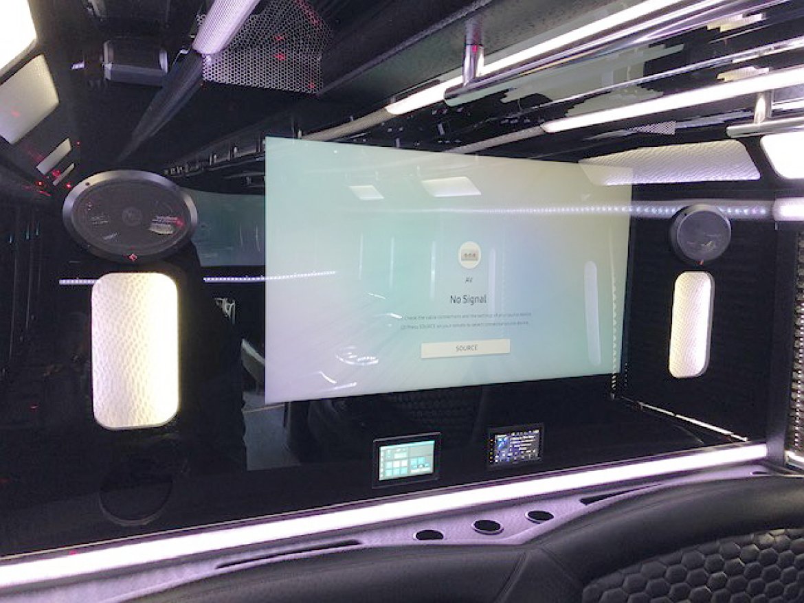 Limo Bus for Sale in oaklyn, NJ - Photo 8