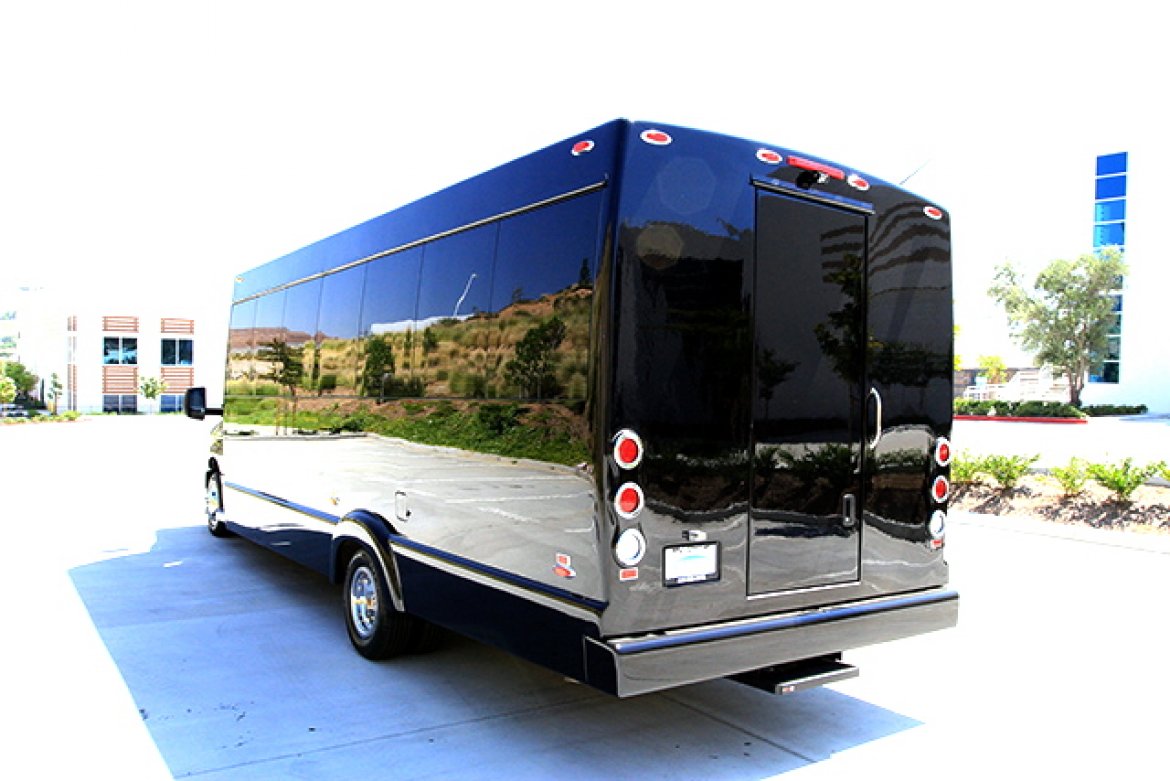 Limo Bus for Sale in oaklyn, NJ - Photo 5
