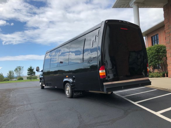 2014 Ford E-450 Limo Bus for Sale in North East, PA - Photo 3