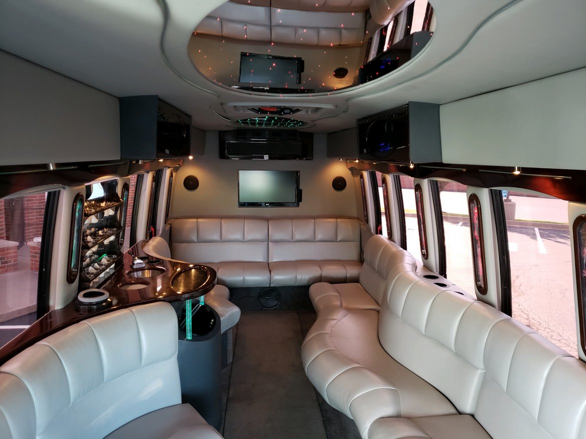 Limo Bus for Sale in North East, PA - Photo 5