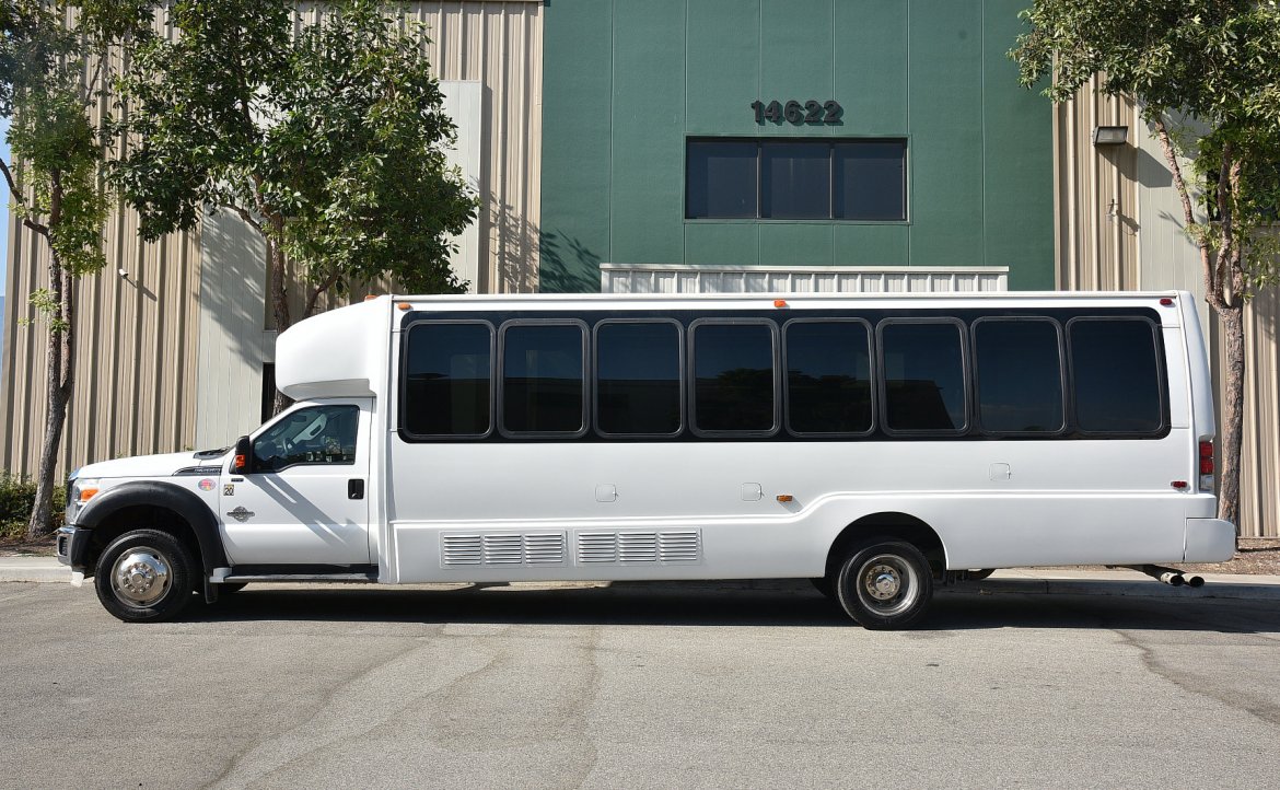 Shuttle Bus for Sale in Fontana, CA - Photo 5