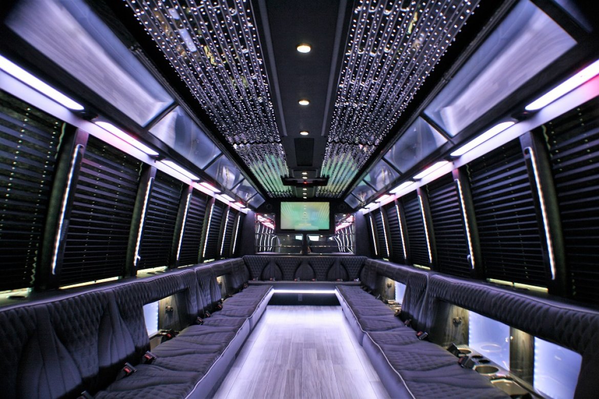 Limo Bus for Sale in springfield, MO - Photo 3