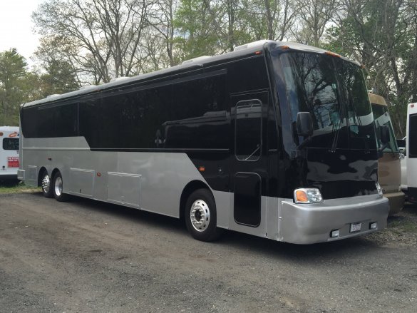 2008 Freightliner Coach Limo Bus for Sale in Westport, MA - Main Photo