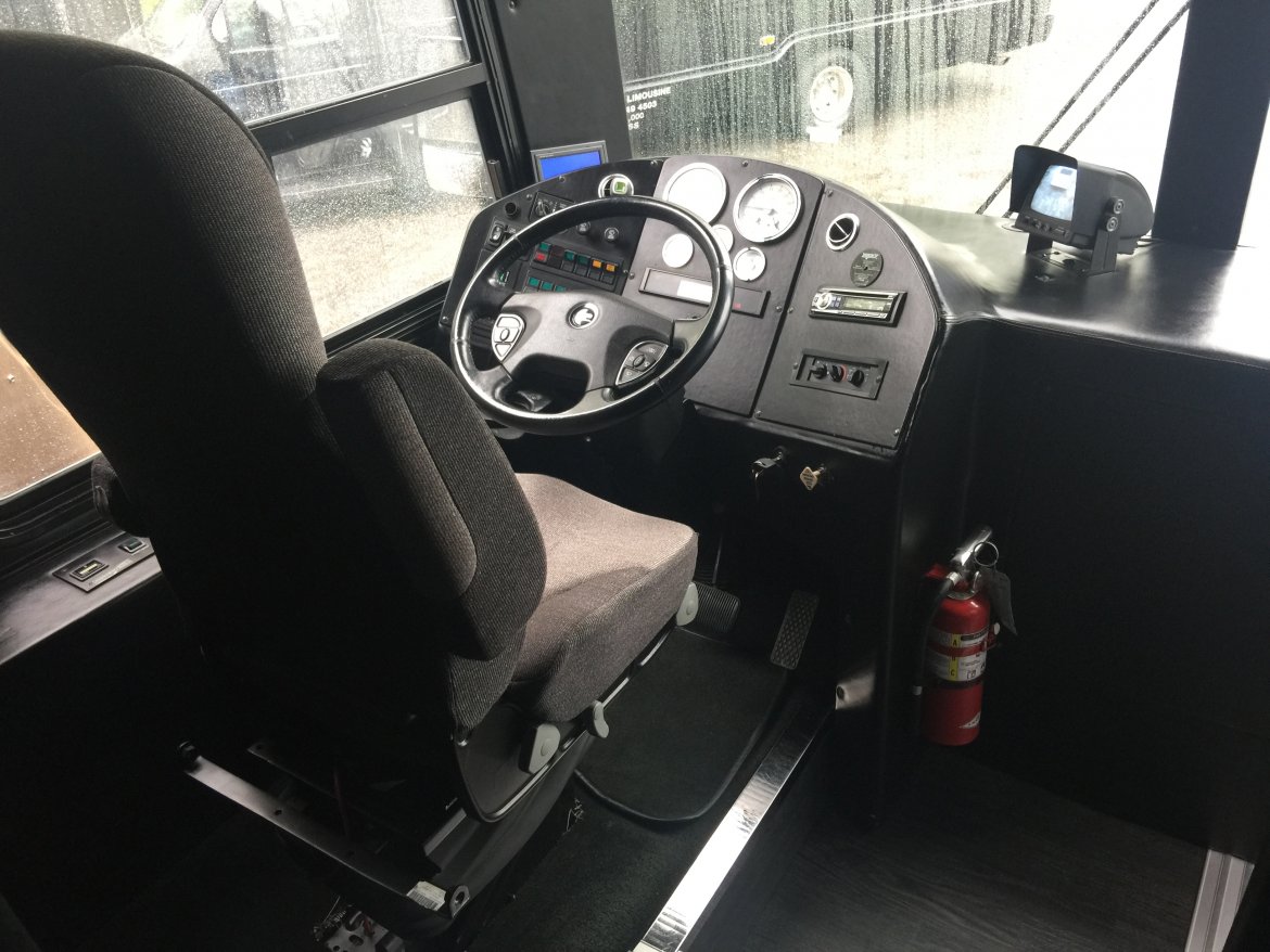 Limo Bus for Sale in Westport, MA - Photo 4