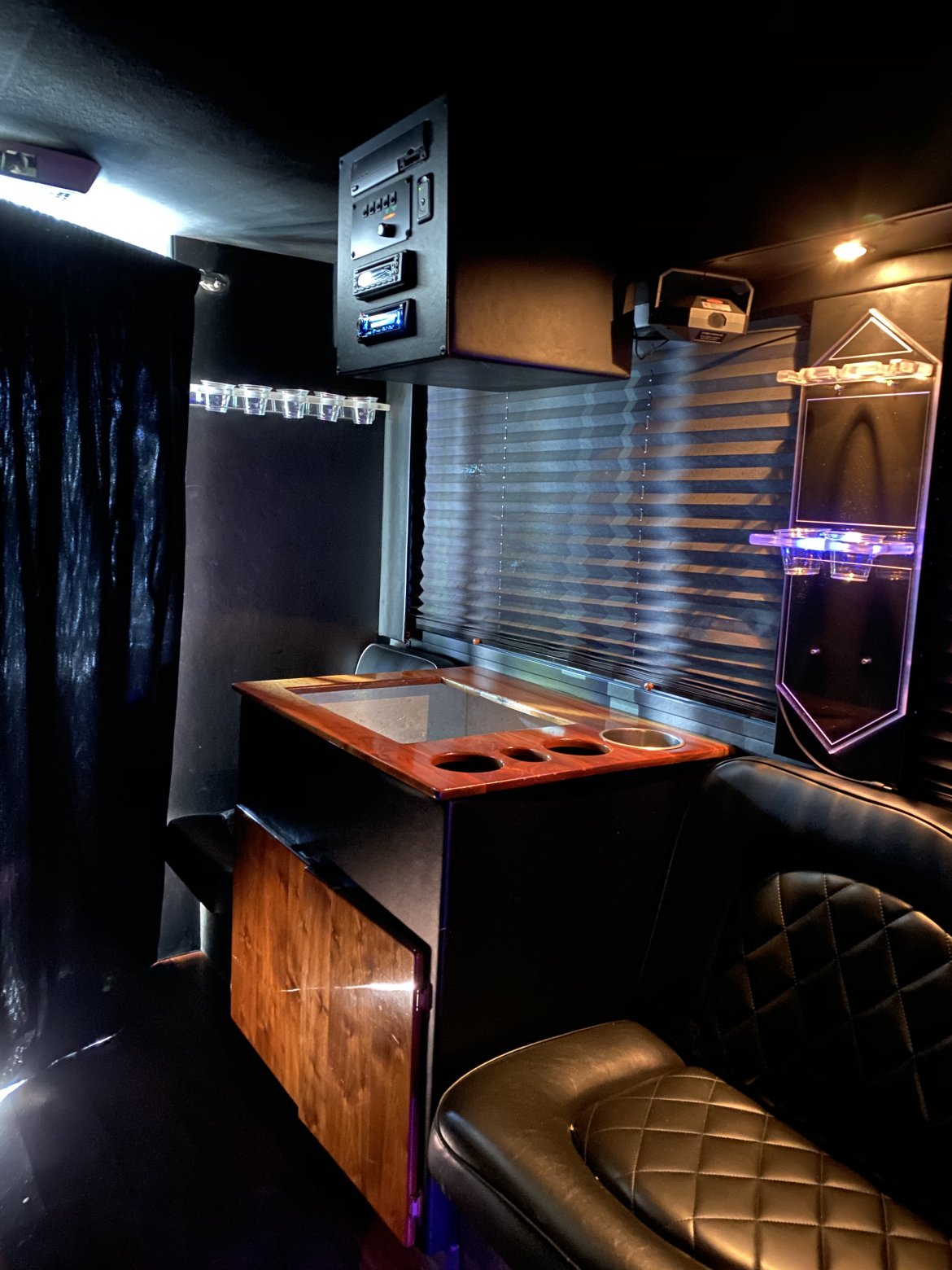 Limo Bus for Sale in Westport, MA - Photo 11