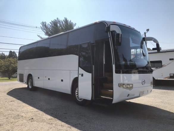 2007 Freightliner Stallion Limo Bus for Sale in Westport, MA - Main Photo
