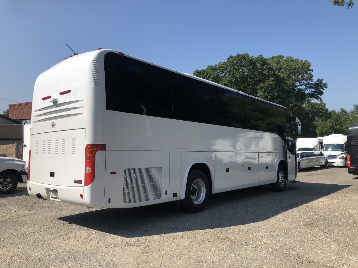 Limo Bus for Sale in Westport, MA - Photo 6