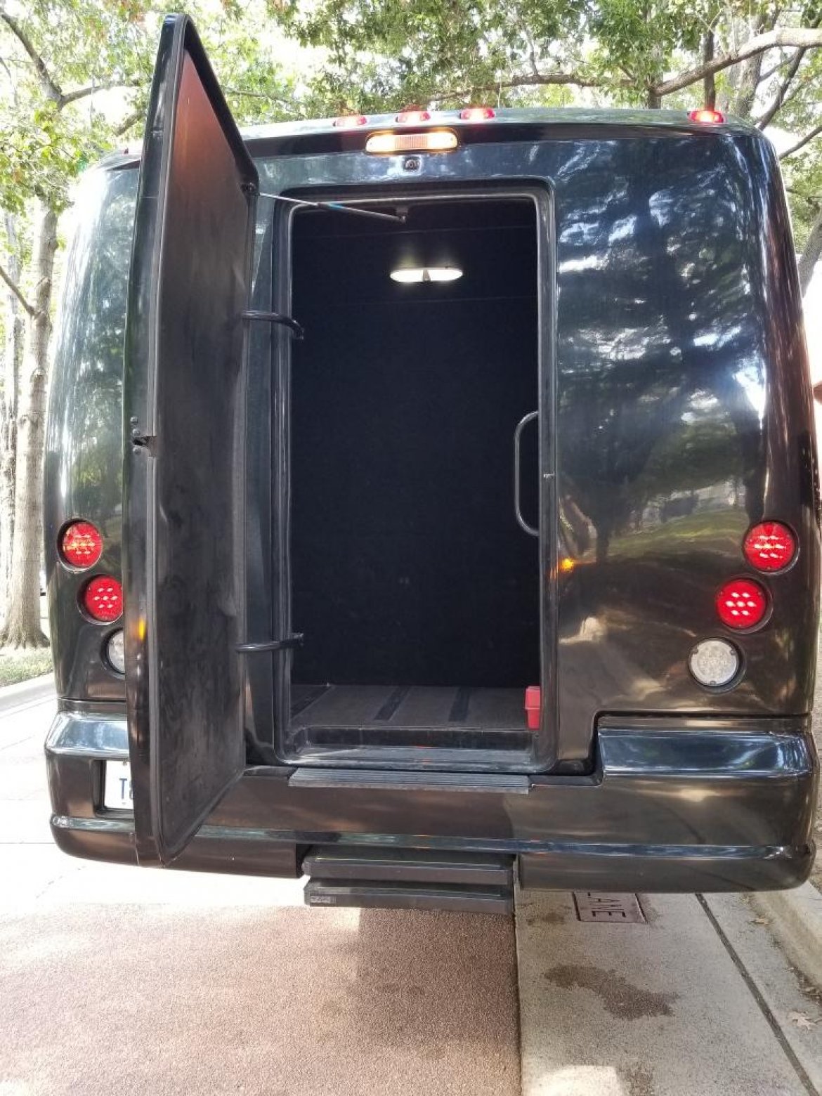Executive Shuttle for Sale in oaklyn, NJ - Photo 6