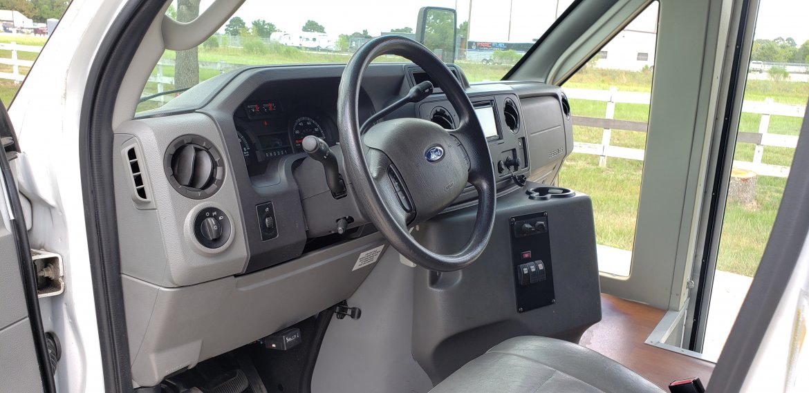 Limo Bus for Sale in Houston, TX - Photo 9