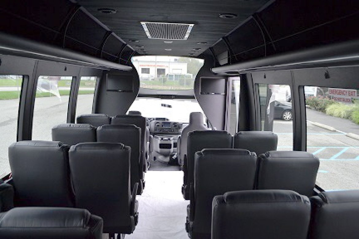 Shuttle Bus for Sale in oaklyn, NJ - Photo 4