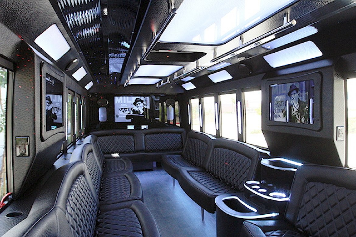 Limo Bus for Sale in oaklyn, NJ - Photo 2