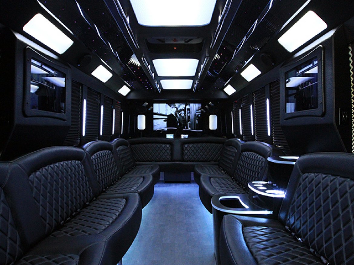 Limo Bus for Sale in oaklyn, NJ - Photo 11