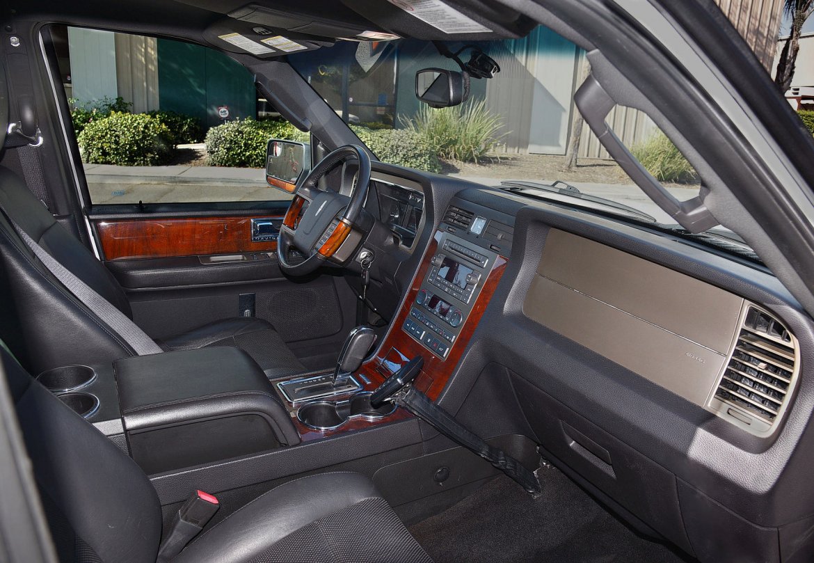 SUV Stretch for Sale in Fontana, CA - Photo 14