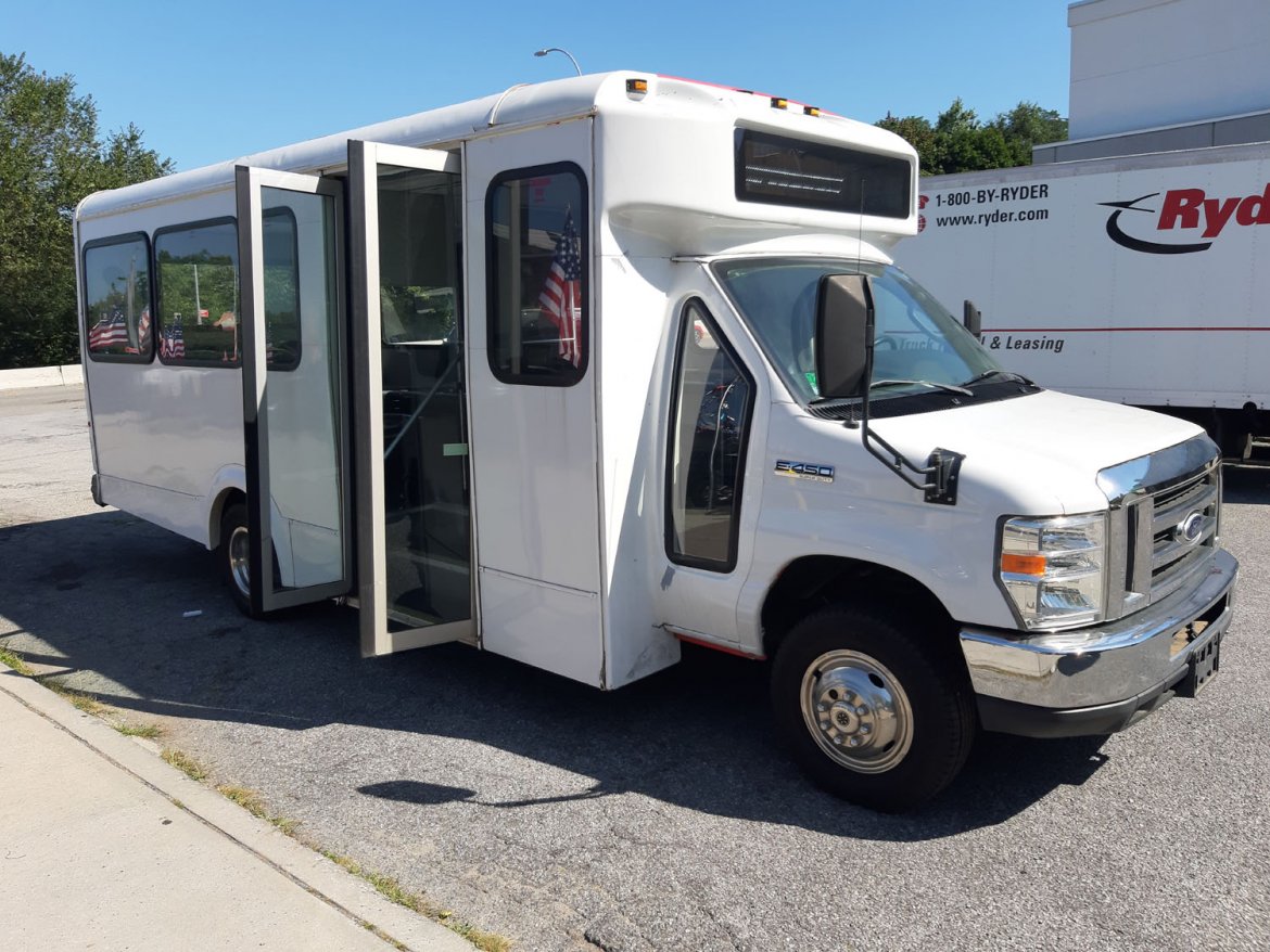 Shuttle Bus for sale: 2015 Ford E450