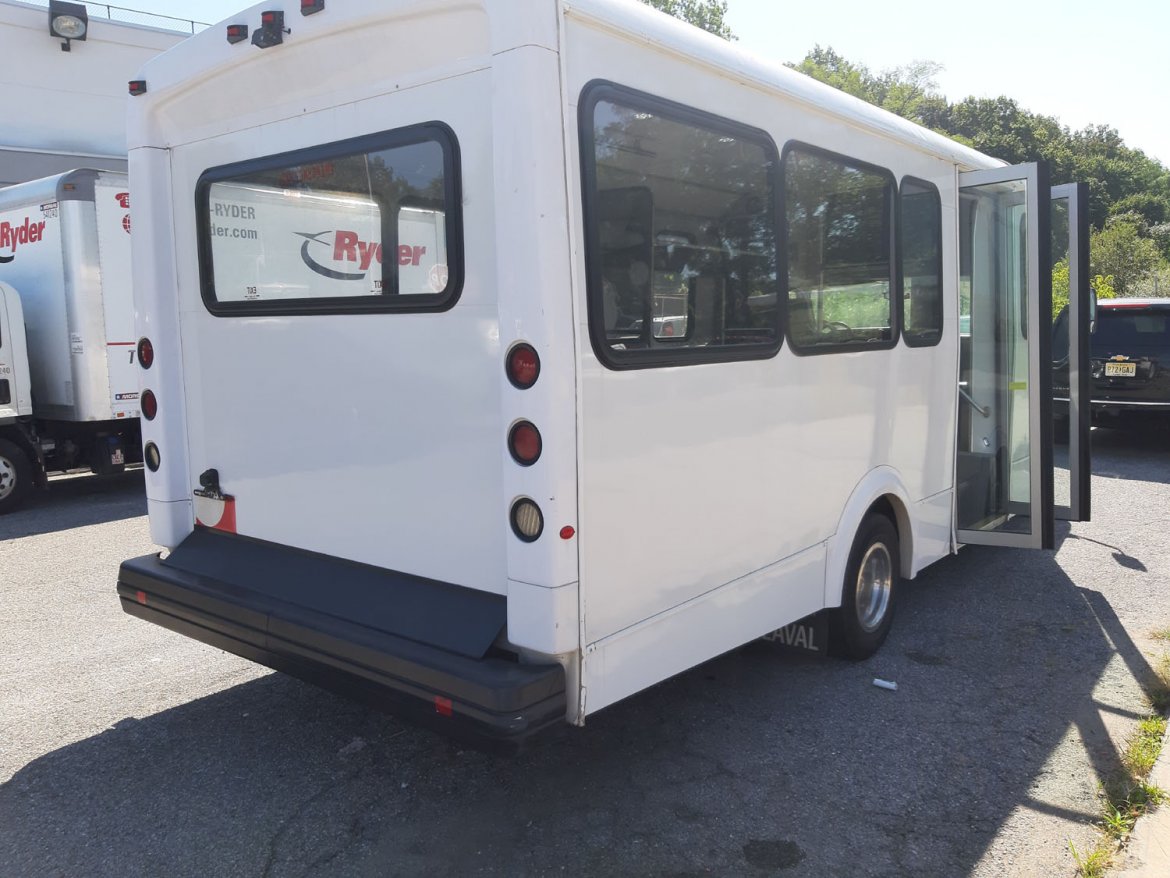 Shuttle Bus for Sale in Little Neck, NY - Photo 4
