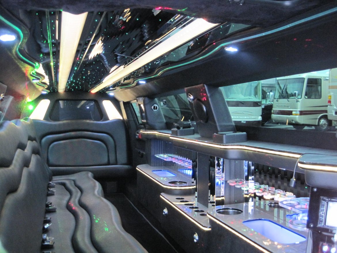 Limousine for Sale in Ozark, MO - Photo 22