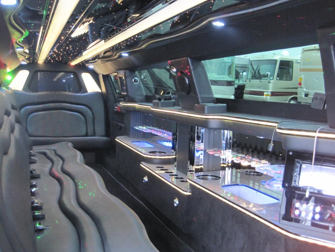 Limousine for Sale in Ozark, MO - Photo 26