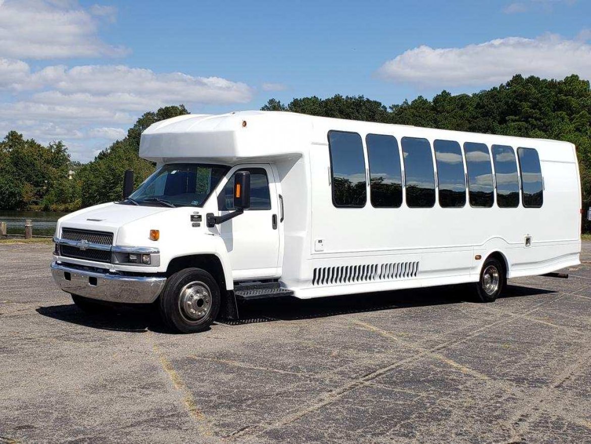 Limo Bus for Sale in Fontana, CA - Photo 10
