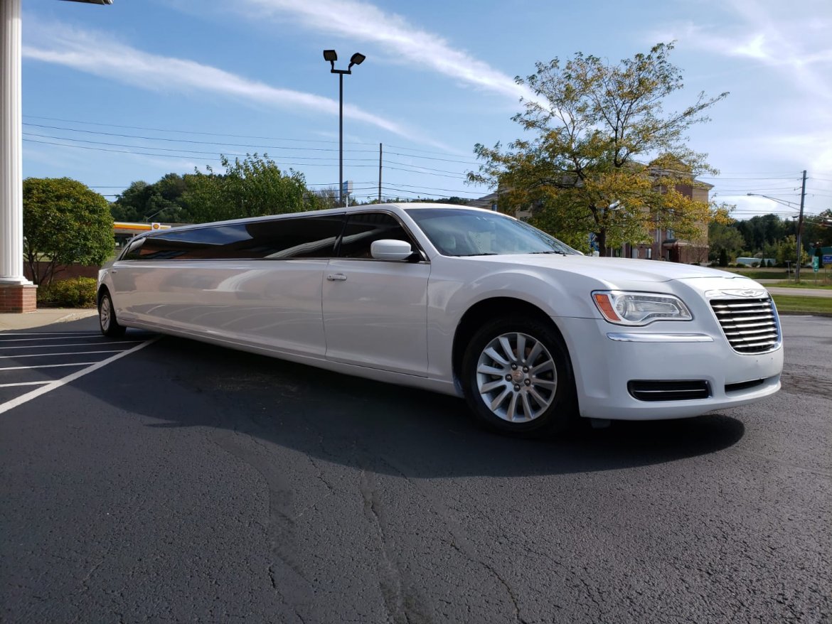 Limousine for sale: 2014 Chrysler 300 180&quot; by Elite Coachworks